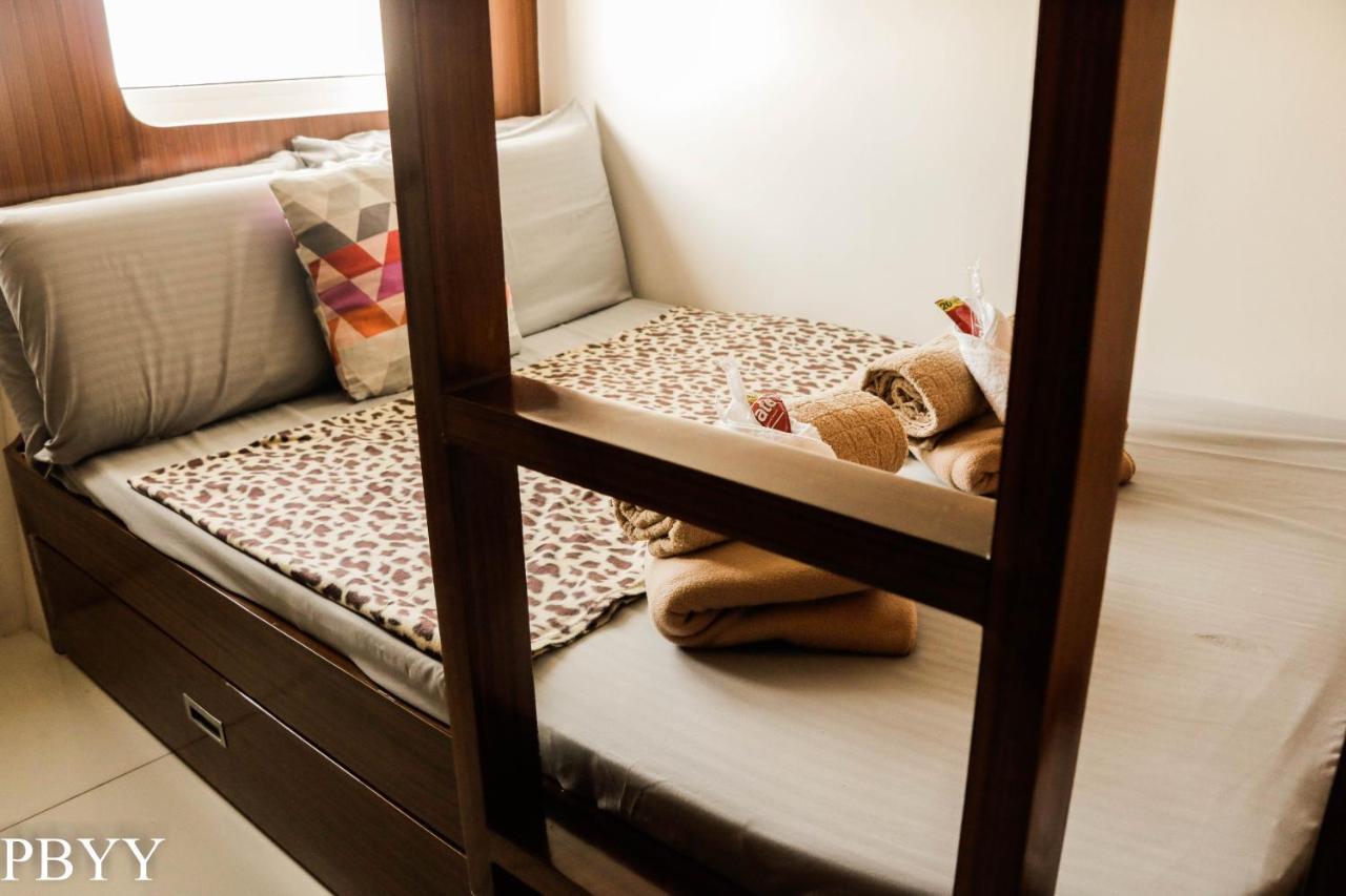 Stays At Residences 1 Bedroom With Complimentary Breakfast For 2 * Manila
