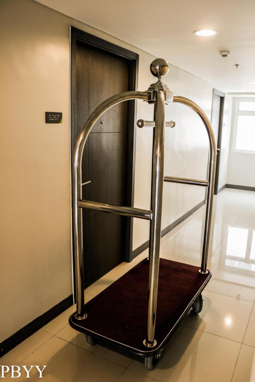 Stays At Residences 1 Bedroom With Complimentary Breakfast For 2 Apartment Manila