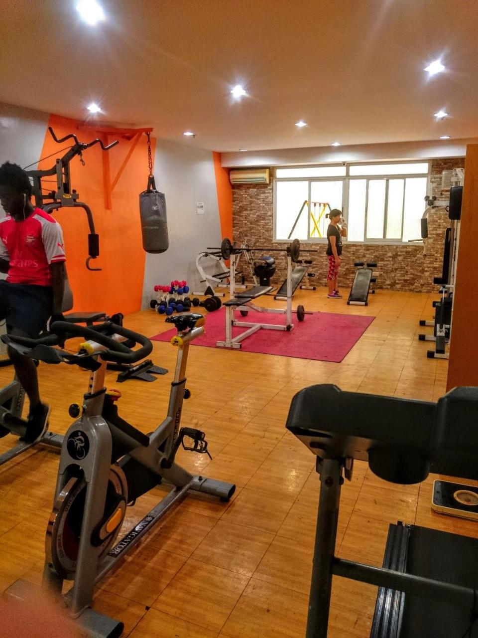 Apartamento Almanza Metropolis Condominium *
