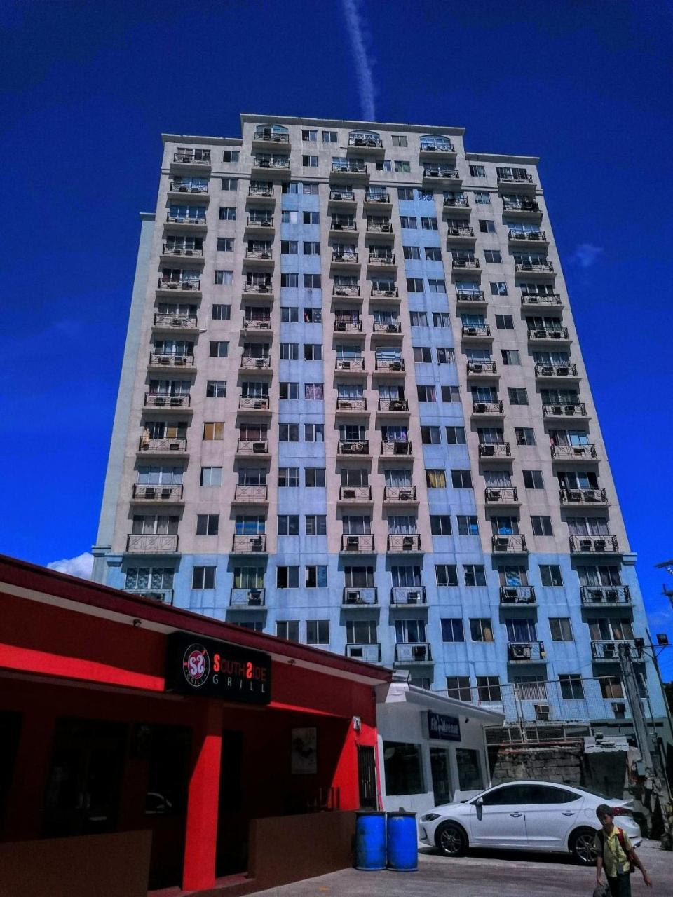 Apartamento Almanza Metropolis Condominium *