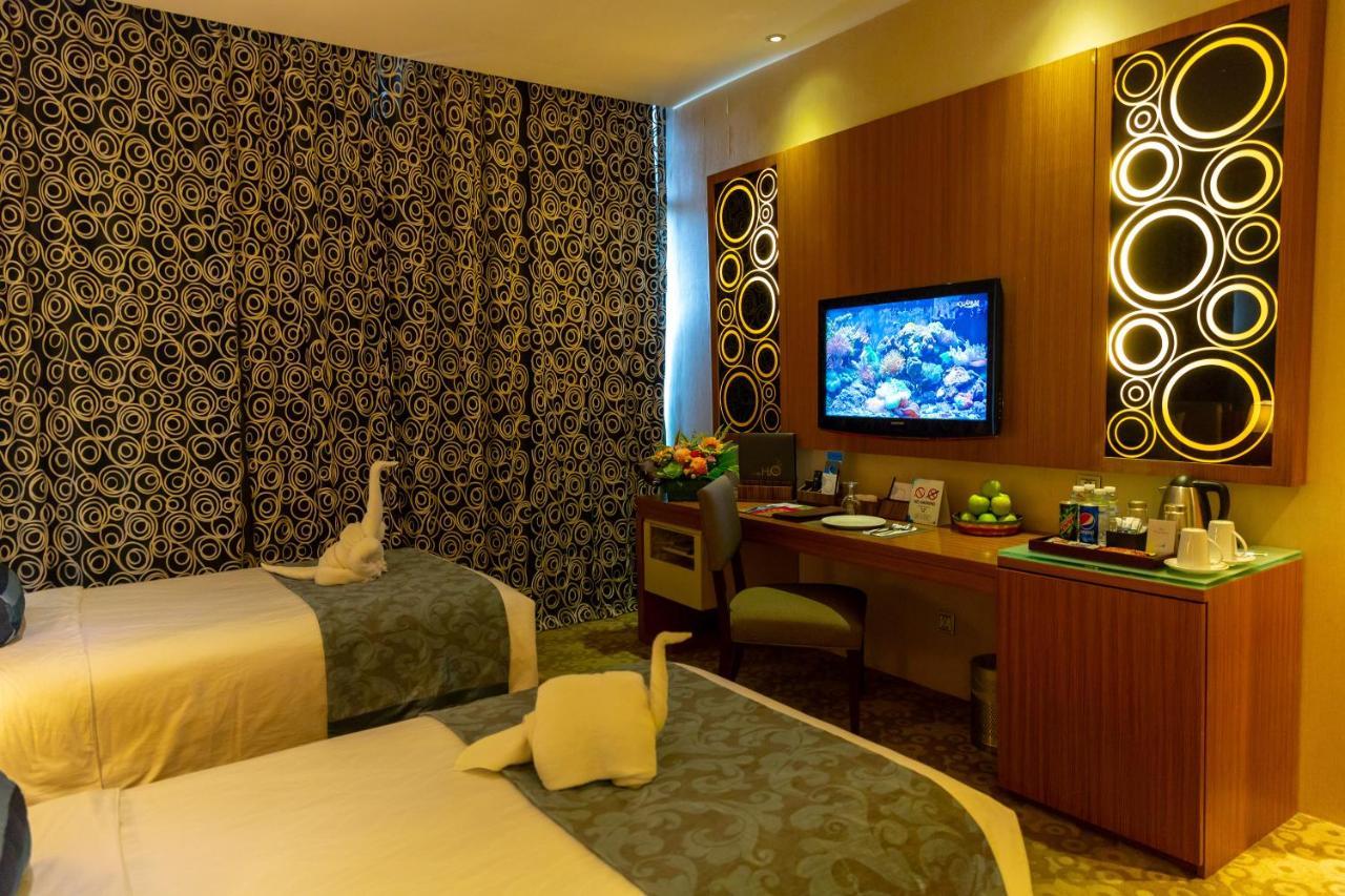 Hotel H2o 4*