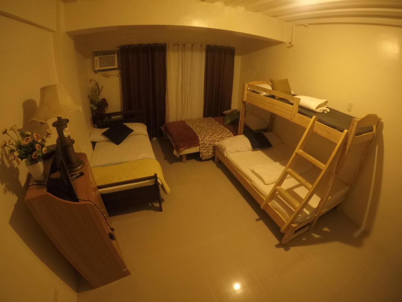 Apartment Angel's Travellers Transit House *