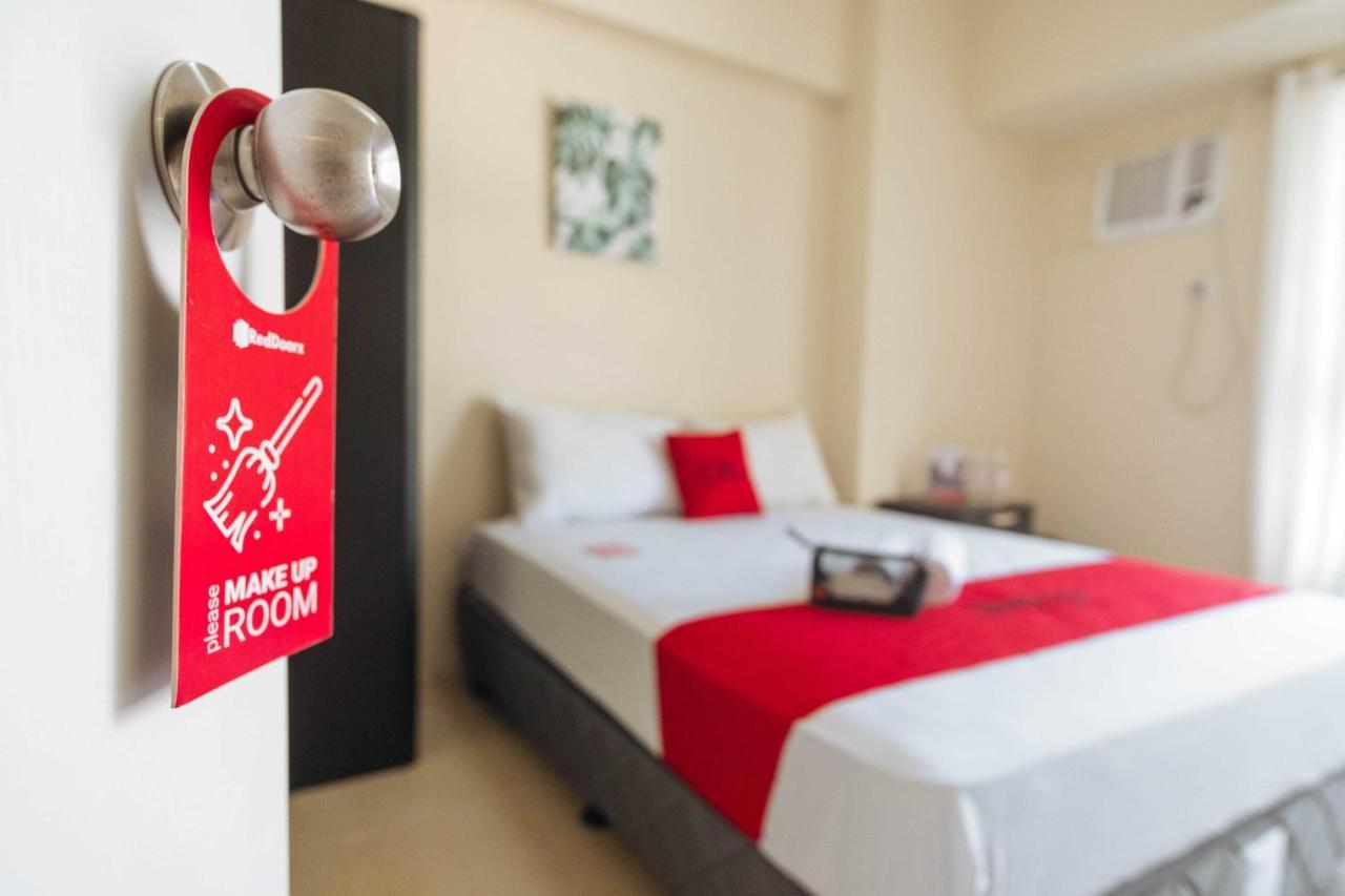 Reddoorz Premium @ Avida Verte Bgc Apartment