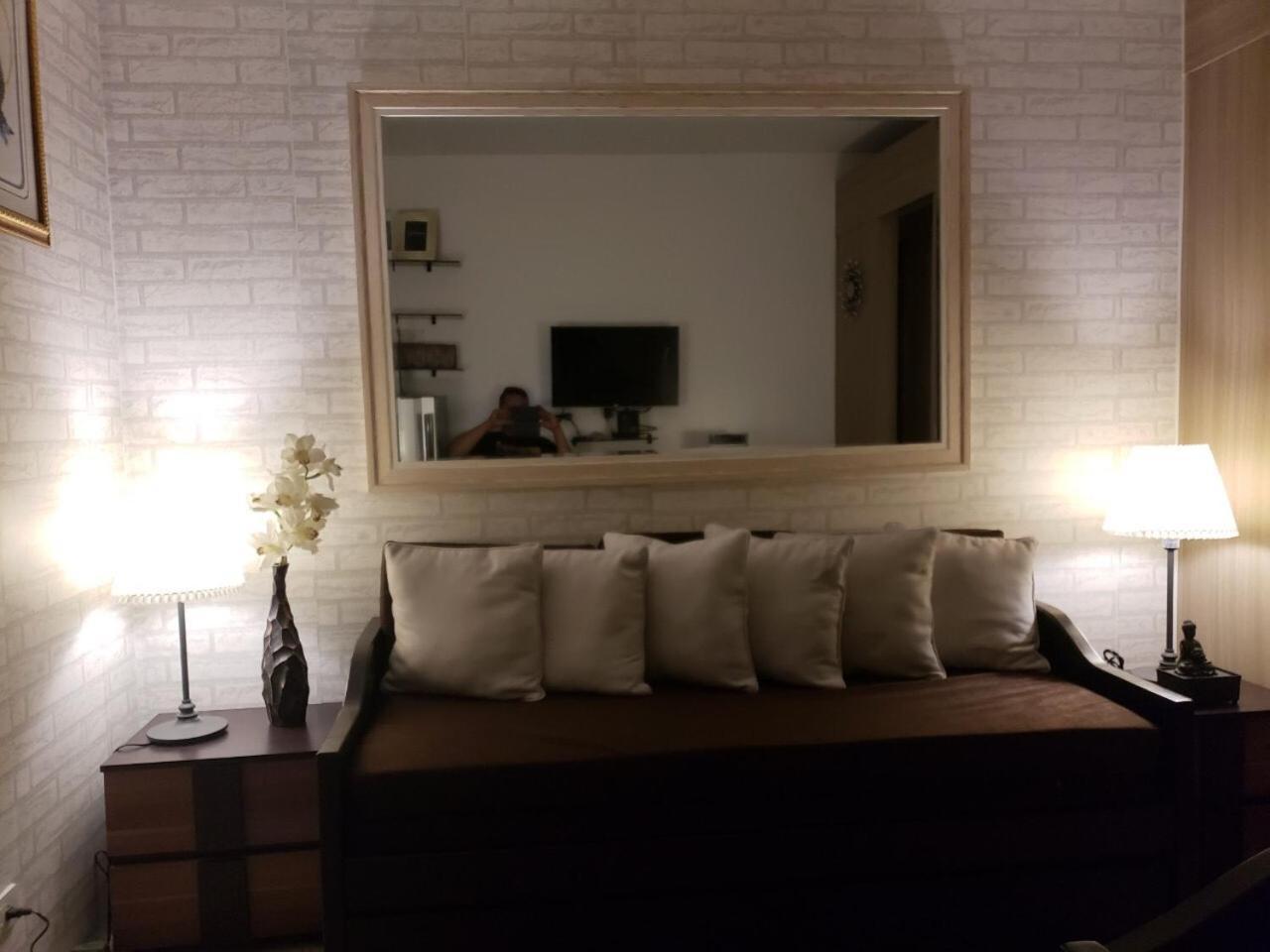 Shore Residences Condominium Apartment *