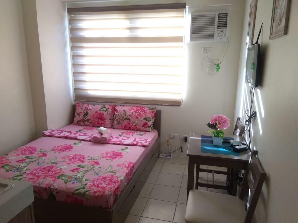Apartment Urban Deca Unit 3 By Gracey's Place