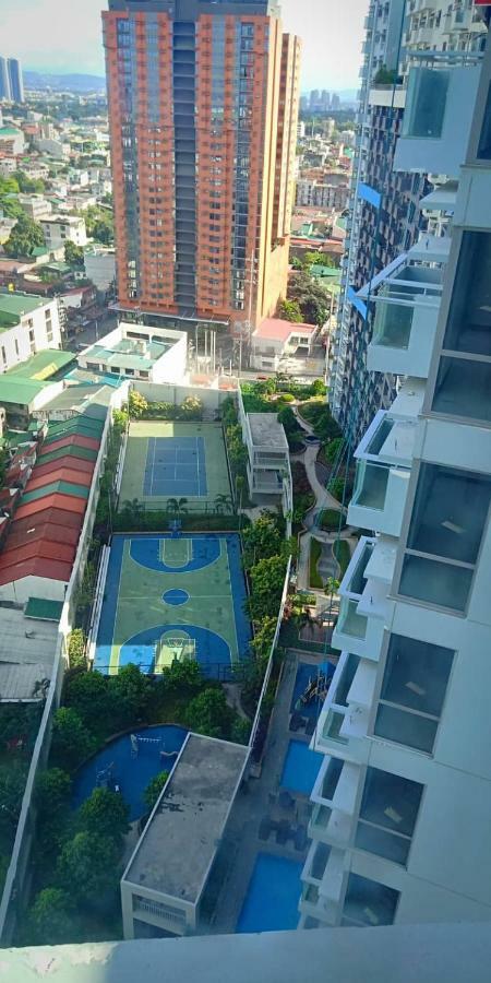 Cubao Manhattanheights Unit14k Tower D, Studio Apartment *