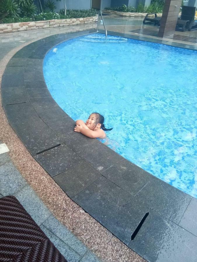 Apartment Cubao Manhattanheights Unit 7ef Tower B, 1br