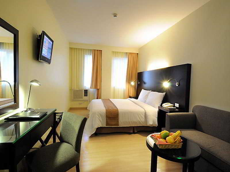 Hotel Pearl Lane Manila