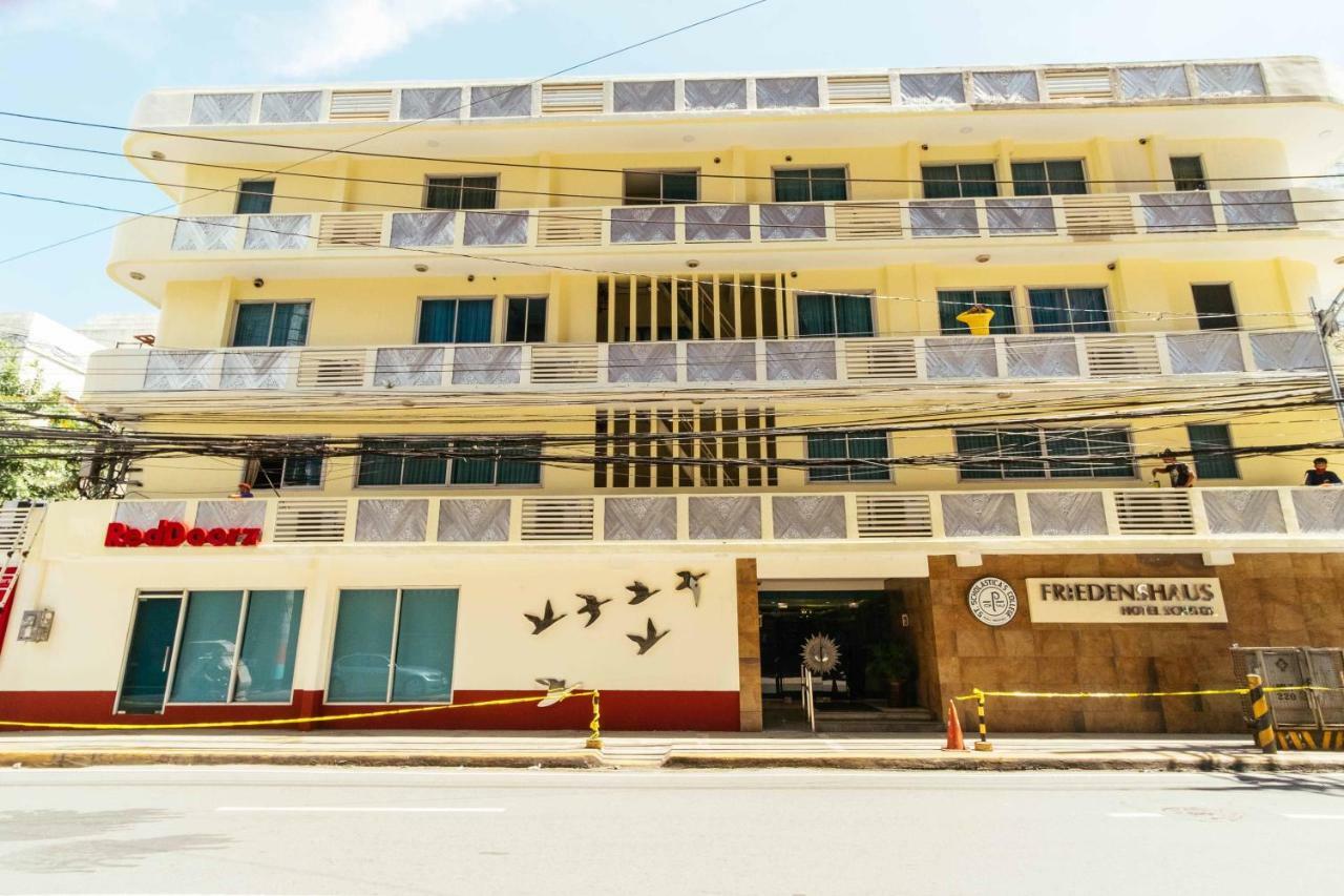 Reddoorz Near Vito Cruz