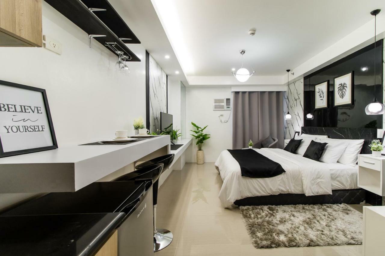 Luxury At Shore 1 Tower C1, Mall Of Complex Pasay * Manila