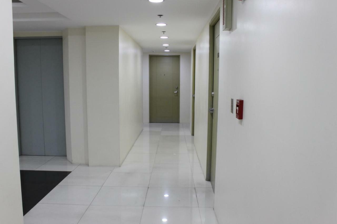 Laureano Di Trevi Tower 2 By Ctb * Manila