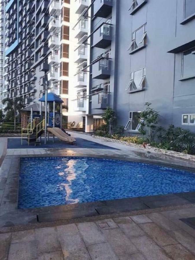 Cubao Manhattanheights Unit14k Tower D, Studio Manila