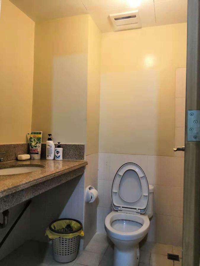 Aparthotel Taguig Near Bgc And Airport 417