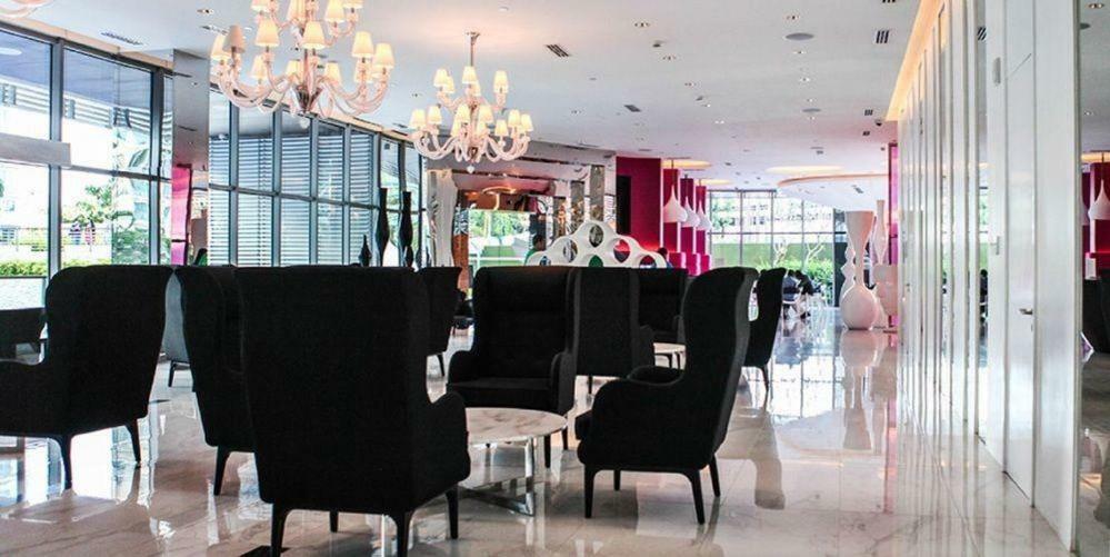 Sabrina's Crib 2br By Azure Residences Near Airport Apartment