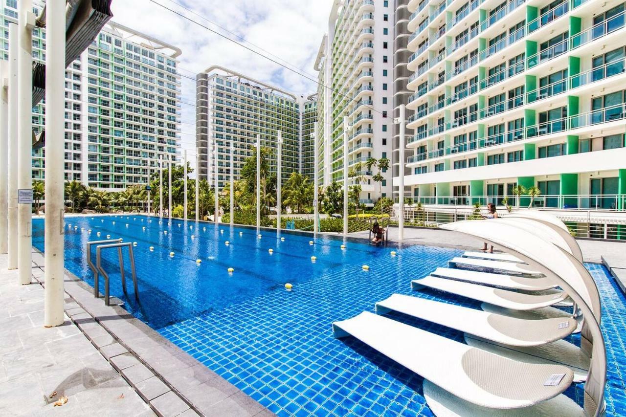 Apartment Sabrina's Crib 2br By Azure Residences Near Airport
