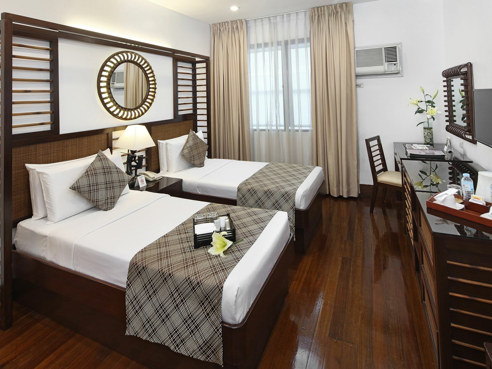 Hotel Lotus 3*