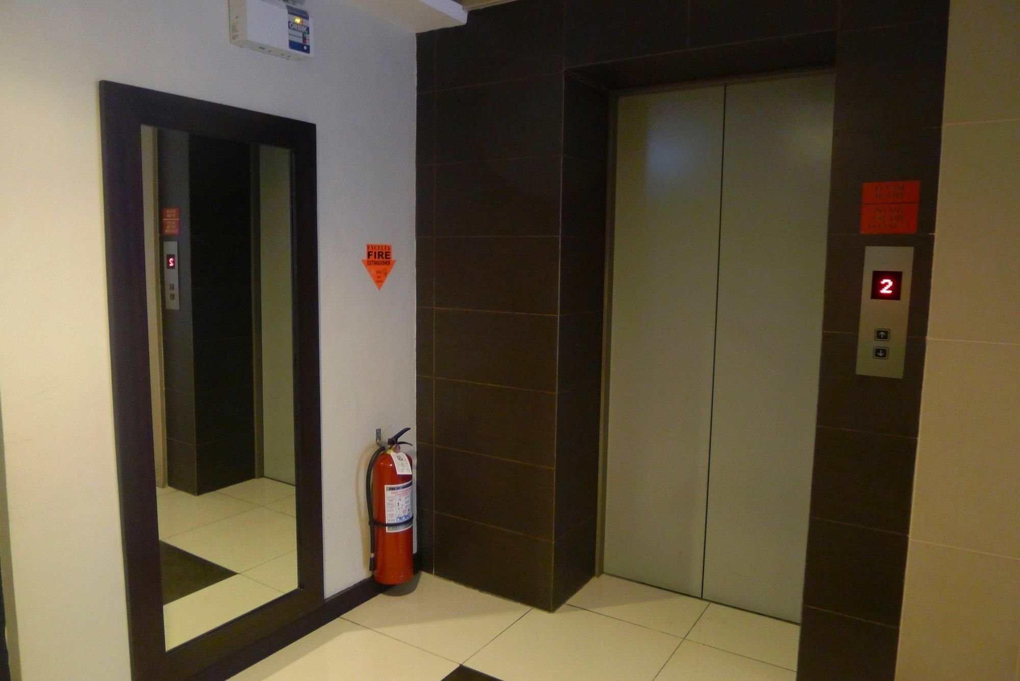Apartment The 18 Residences