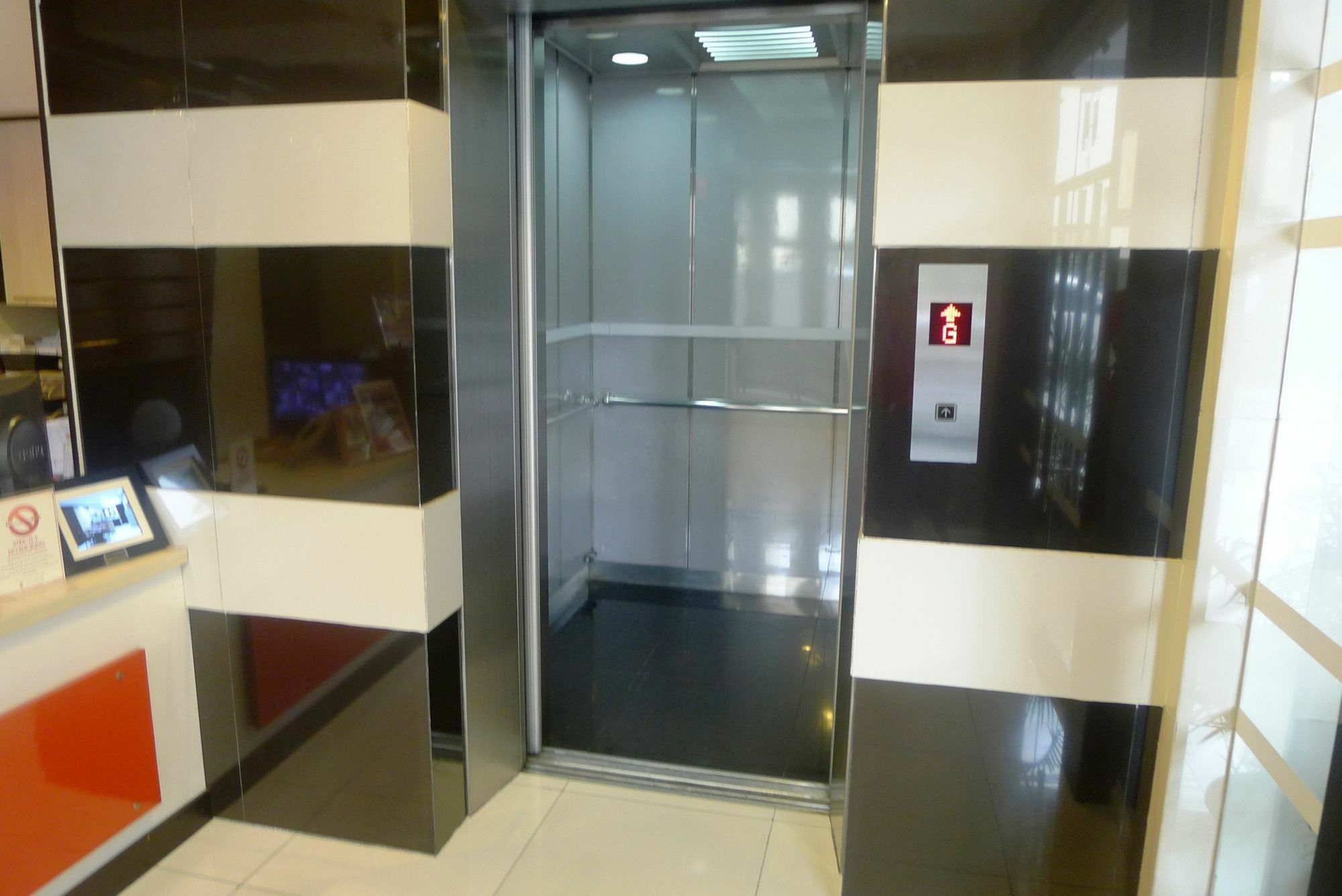Apartment The 18 Residences Manila