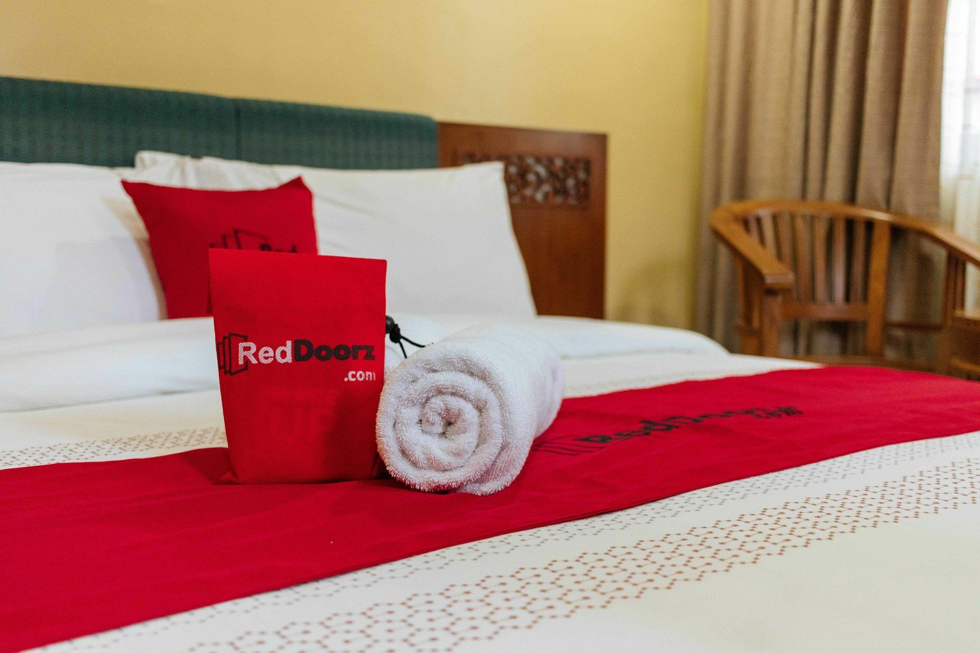 Reddoorz Near Vito Cruz Hotel 3*