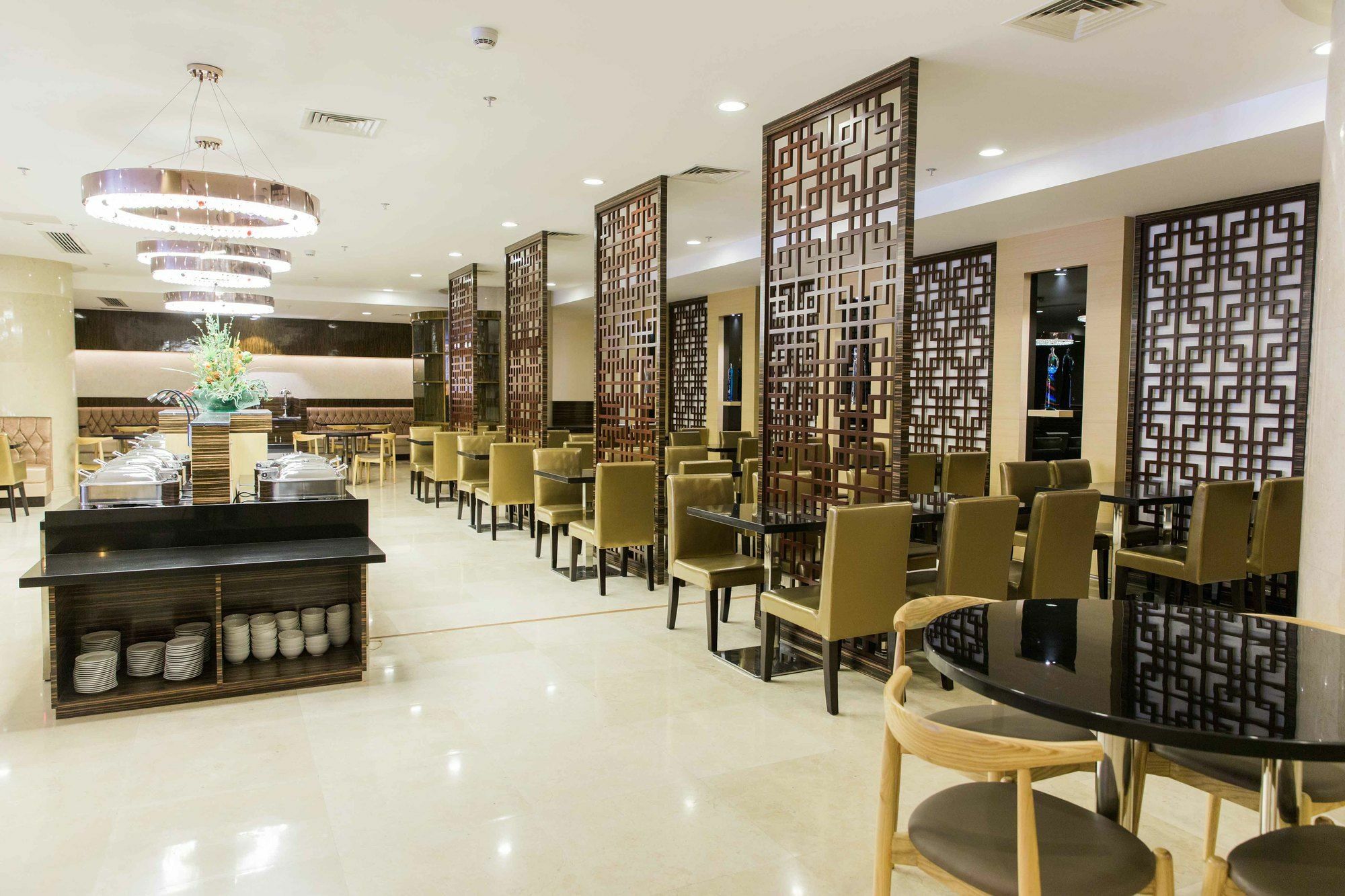 Swiss-belhotel Blulane Manila