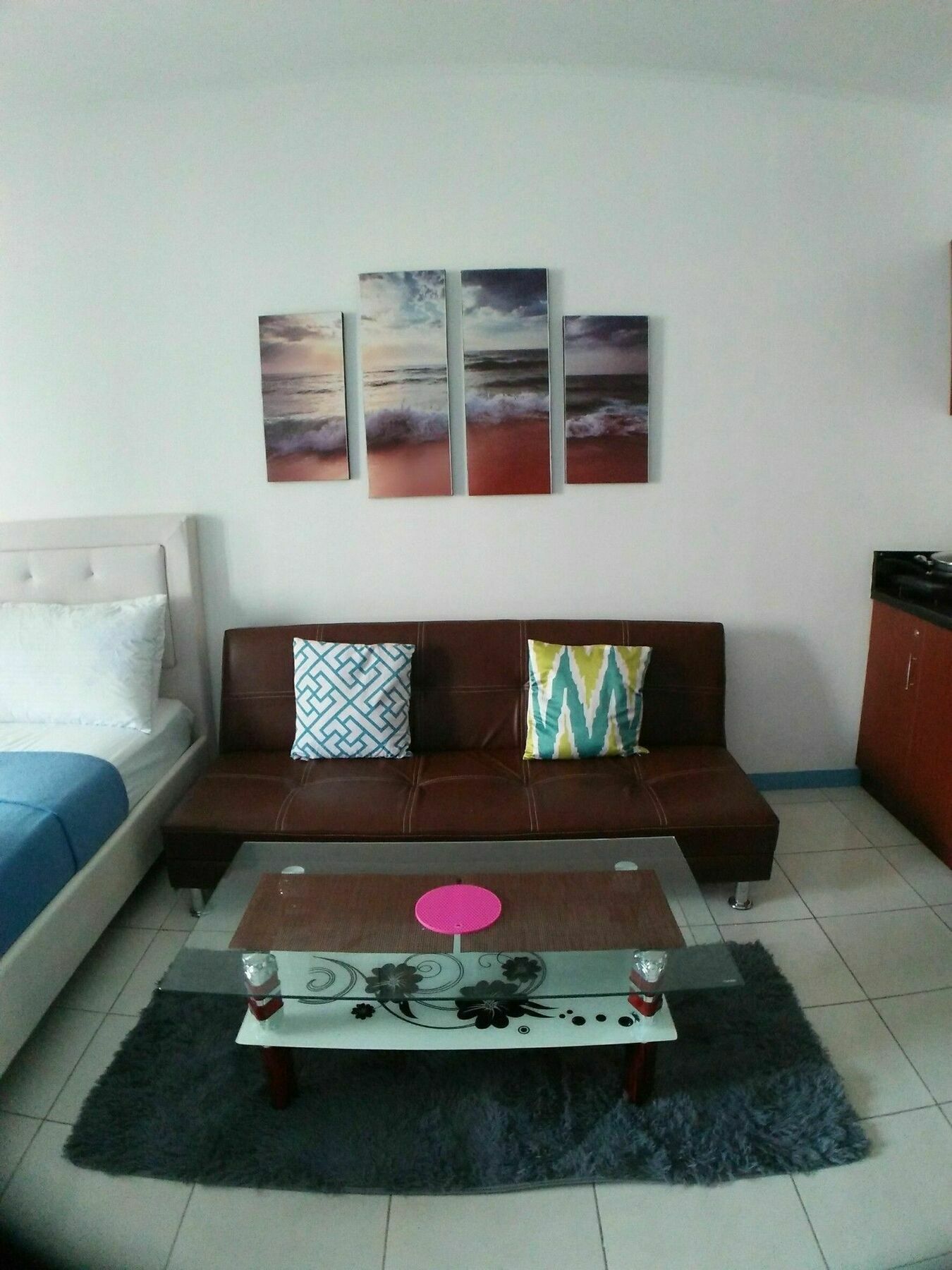 Serena's House Malate Apartment Manila
