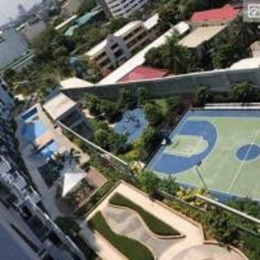 Cubao Manhattanheights Unit 21a Tower A, 2br *