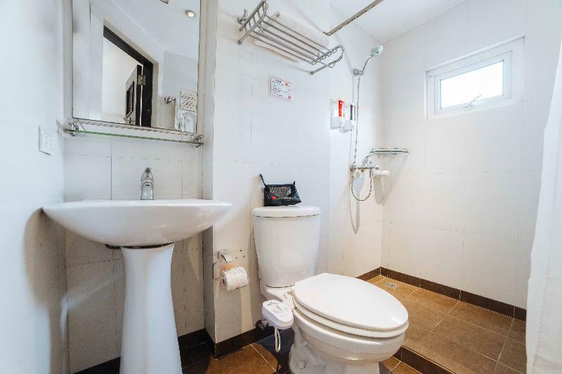 Reddoorz Plus Near Naia Expressway Manila