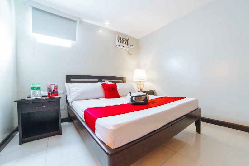 Hotel Reddoorz Plus Near Naia Expressway Manila