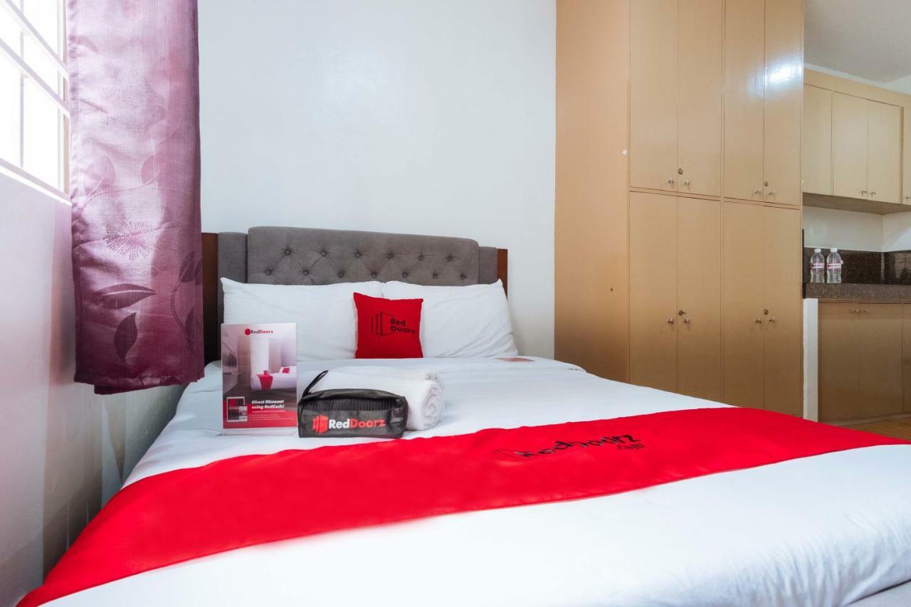 Reddoorz Near Robinsons Place Hotel