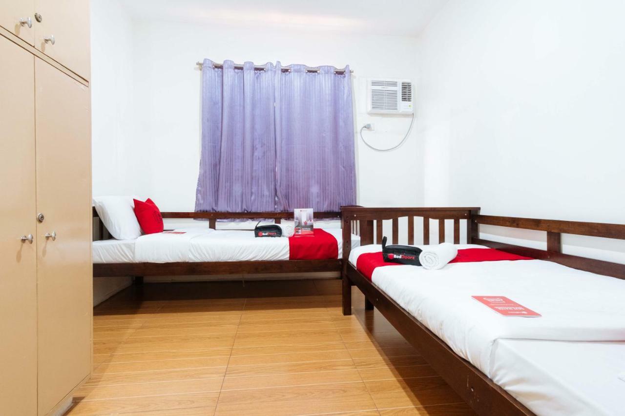 Hotel Reddoorz Near Robinsons Place Manila