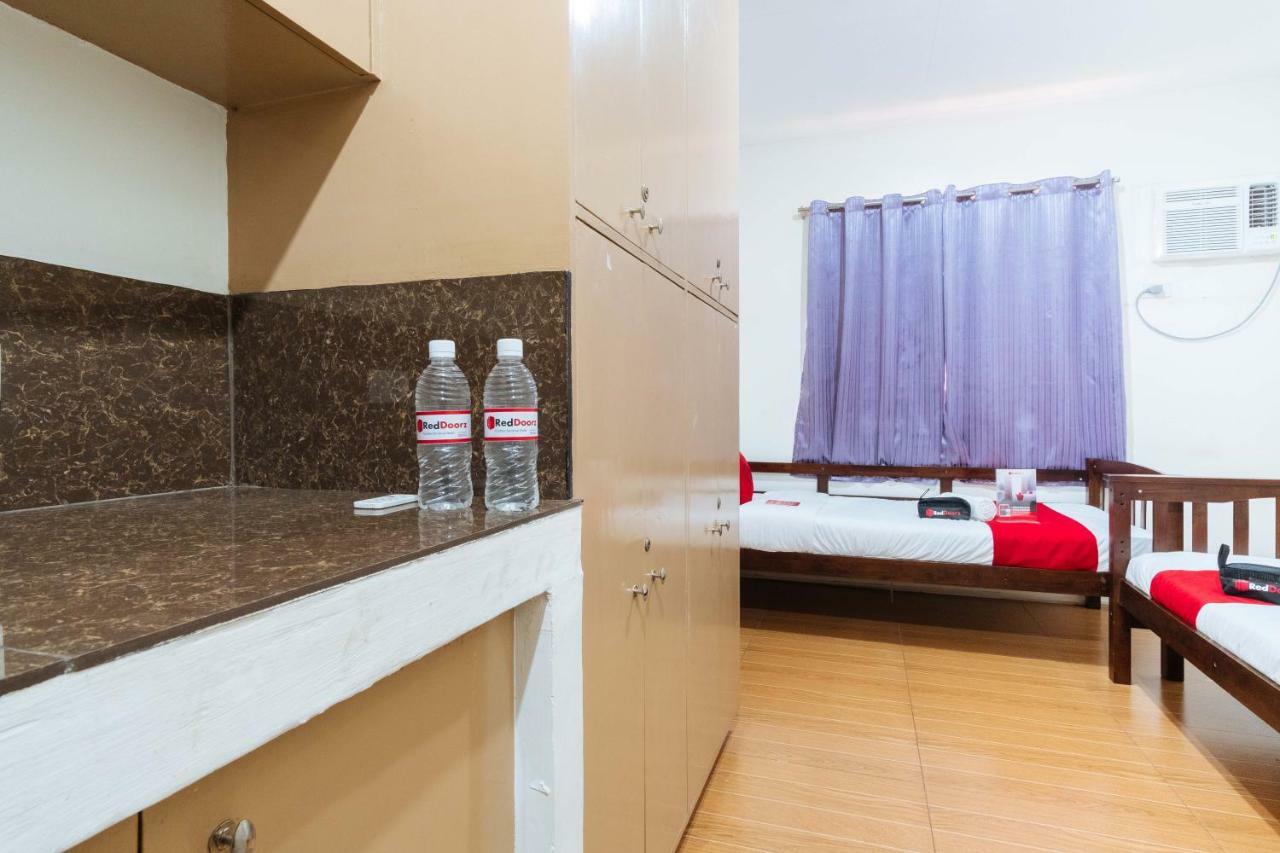 Reddoorz Near Robinsons Place 3* Manila
