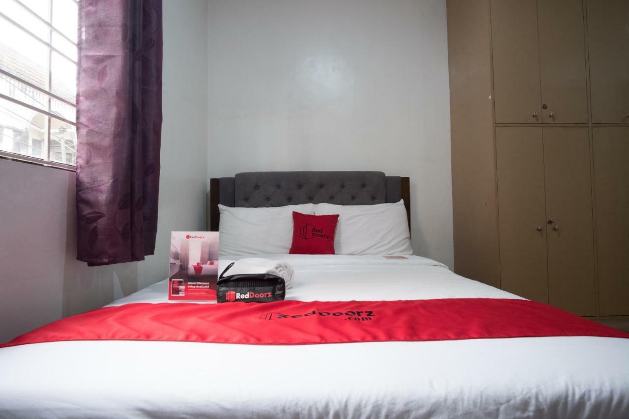 Reddoorz Near Robinsons Place Hotel
