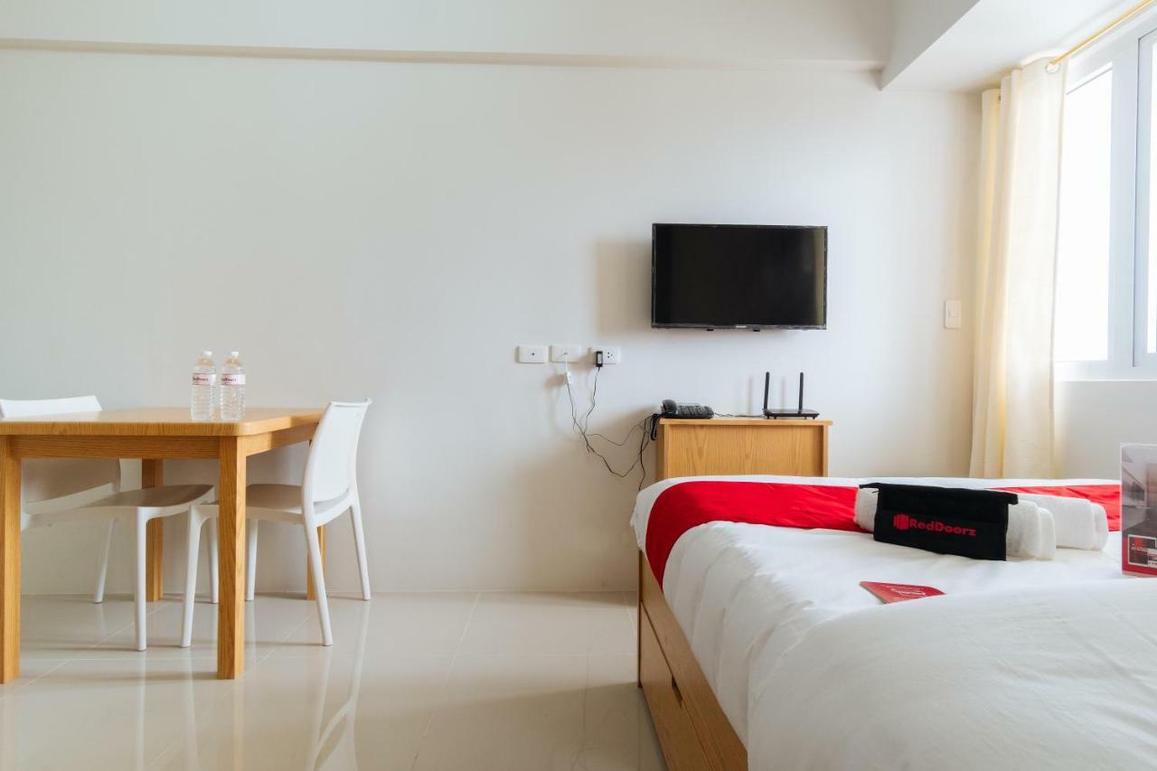 Reddoorz @ Silk Residences Sta. Mesa Monthly Manila