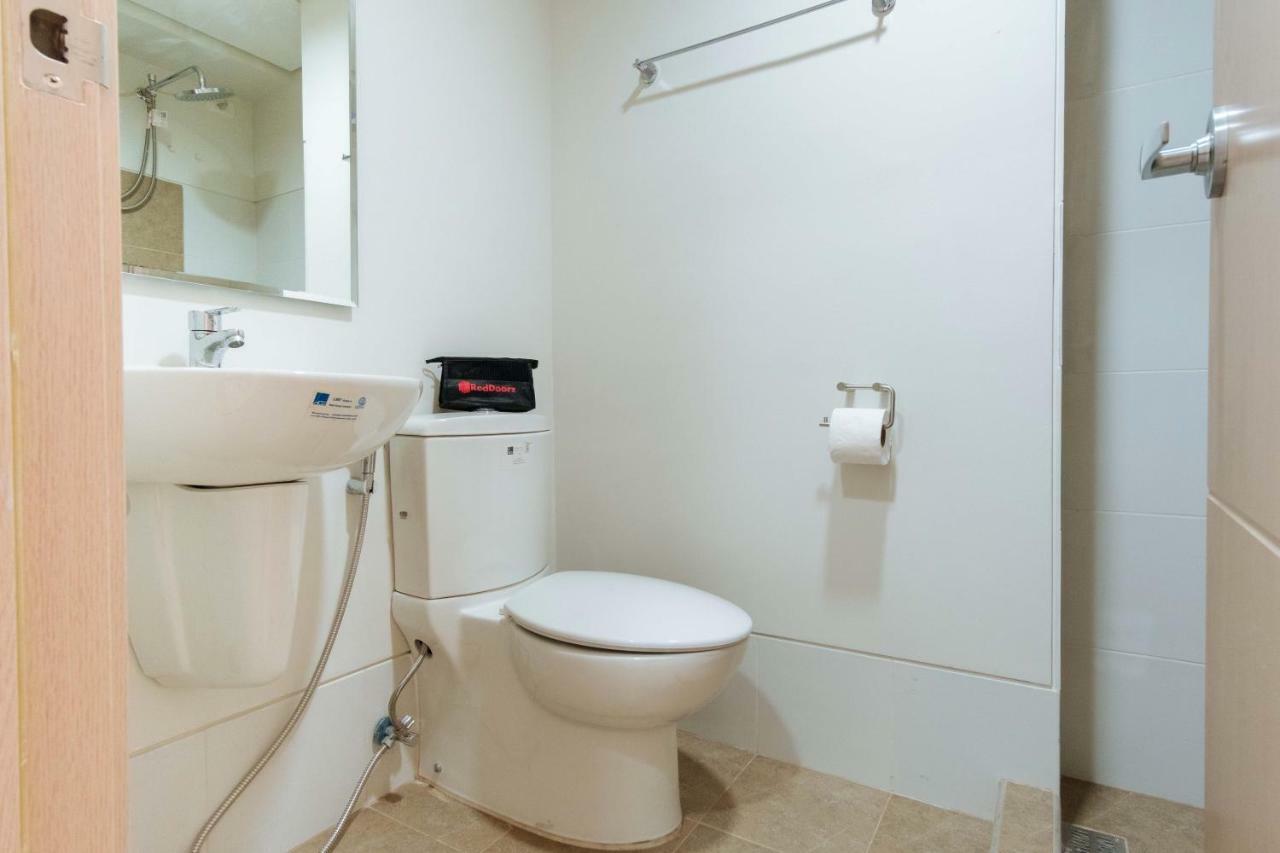 Reddoorz @ Silk Residences Sta. Mesa Monthly 2*