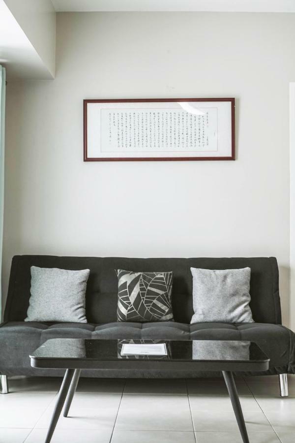 Apartment Tivoli Garden Residences / 3802 - Cozy 2-br W/ Balcony For Big Groups *
