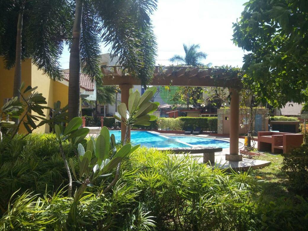 2br Avida Tower Near Naia Airport Apartamento *