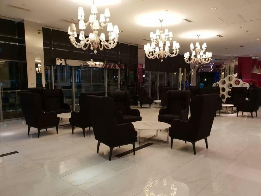 Azure Luxury View Staycation