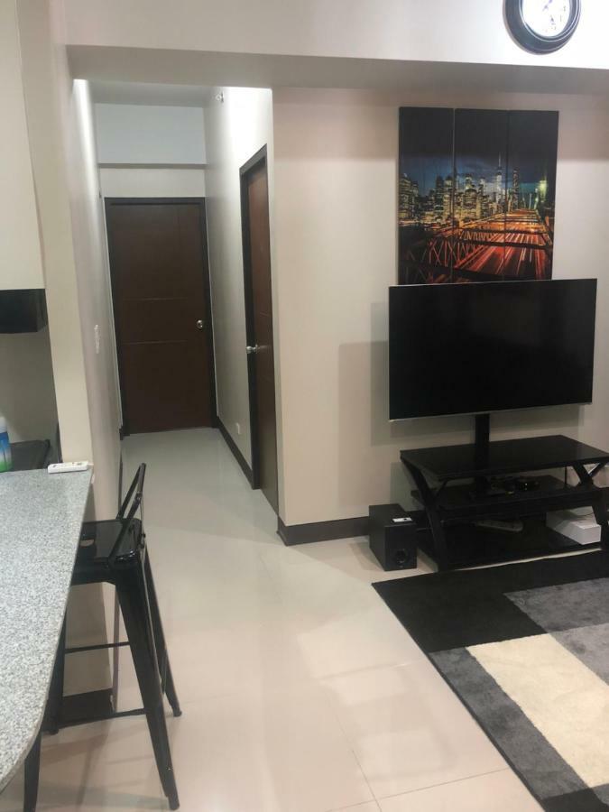 Apartment 5h Tower C Manhattan Heights Cubao Qc Manila