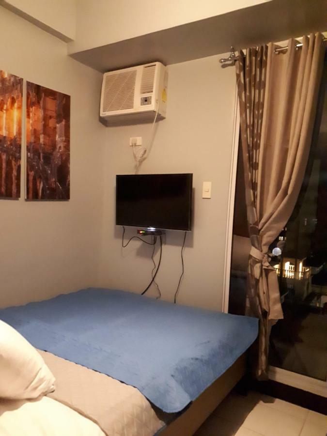 Apartment Eiffel Chateau Elysee Near Naia Airport