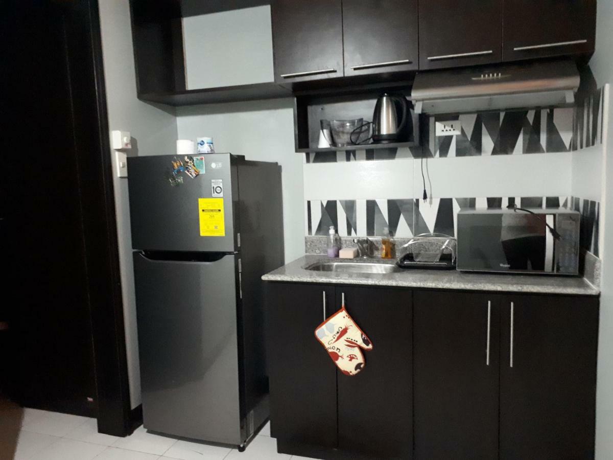 Apartment Eiffel Chateau Elysee Near Naia Airport