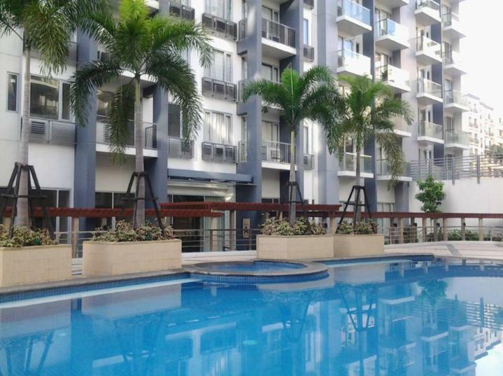 Apartment One Palm Tree Close To Airport - Terminal 3 *