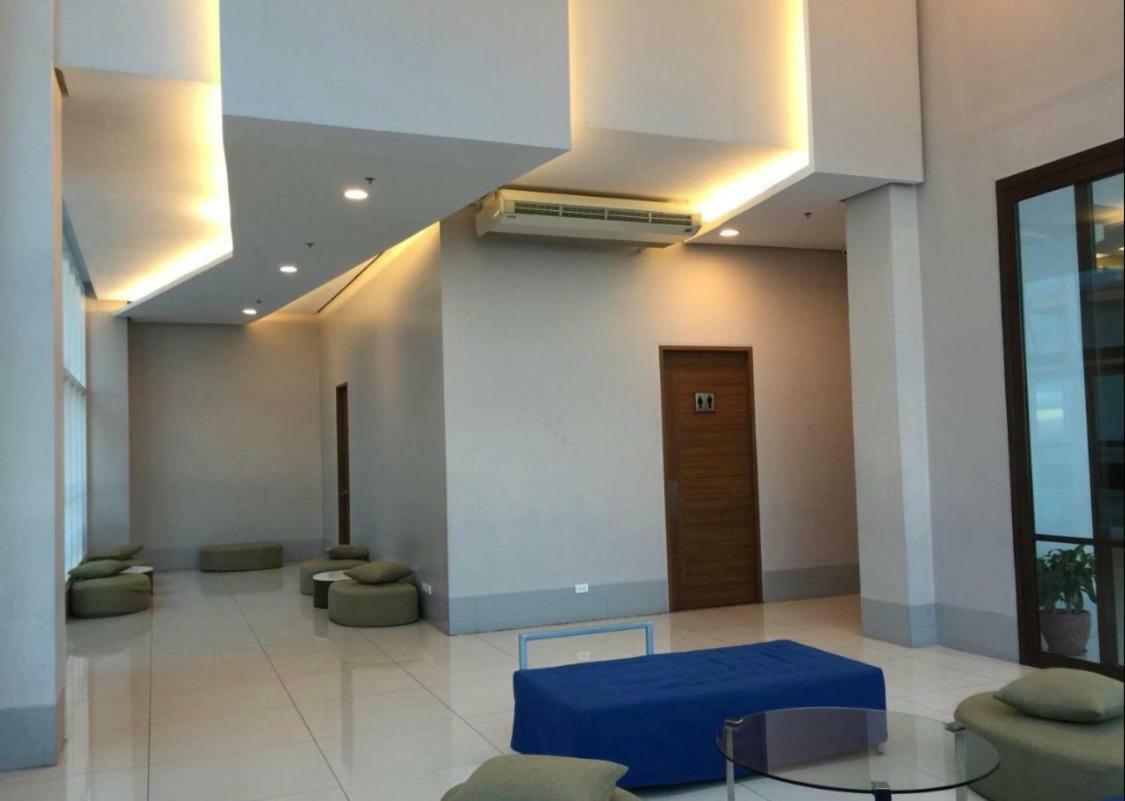 The Beacon Amorsolo Tower Makati City Apartment *