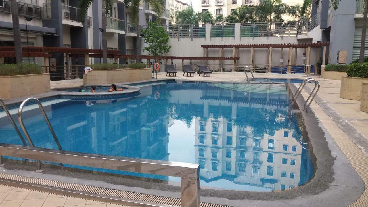 One Palm Tree Close To Airport - Terminal 3 Apartment