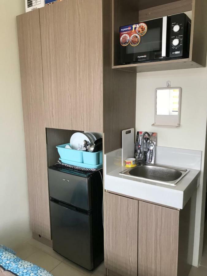 Shanilyn Residency Urban Deca Towers Edsa Mandaluyong Unlimited Internet And Netflix Apartment