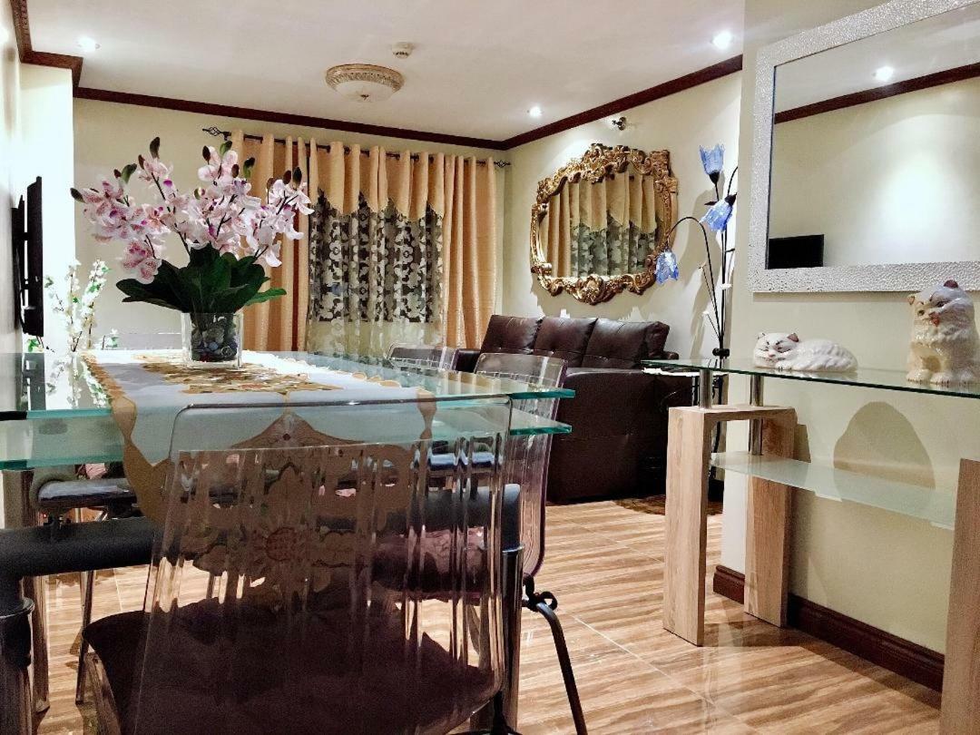 Affordable 2 Bedroom 2 Ba W/ Skycable, Netflix, & Amazon Prime Manila