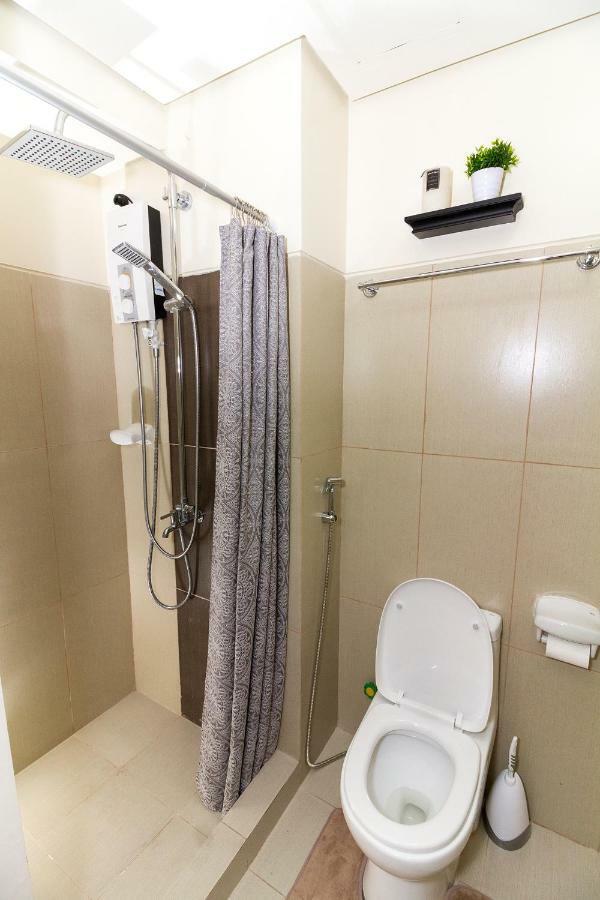 By The Bay Roxas Blvd Yacht Club Us Embassy Apartment *