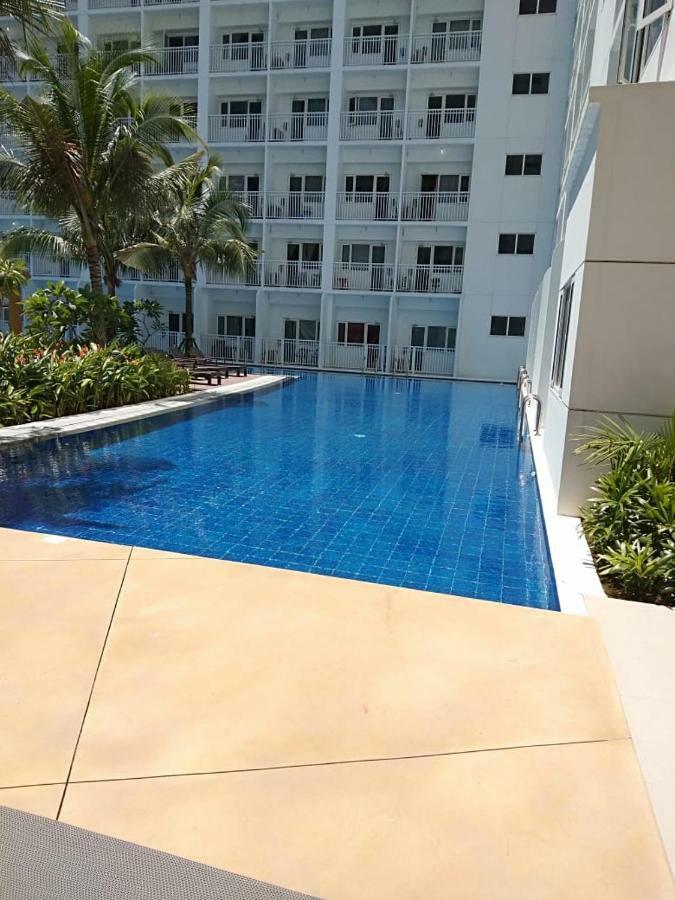 Shore Residences Moa *