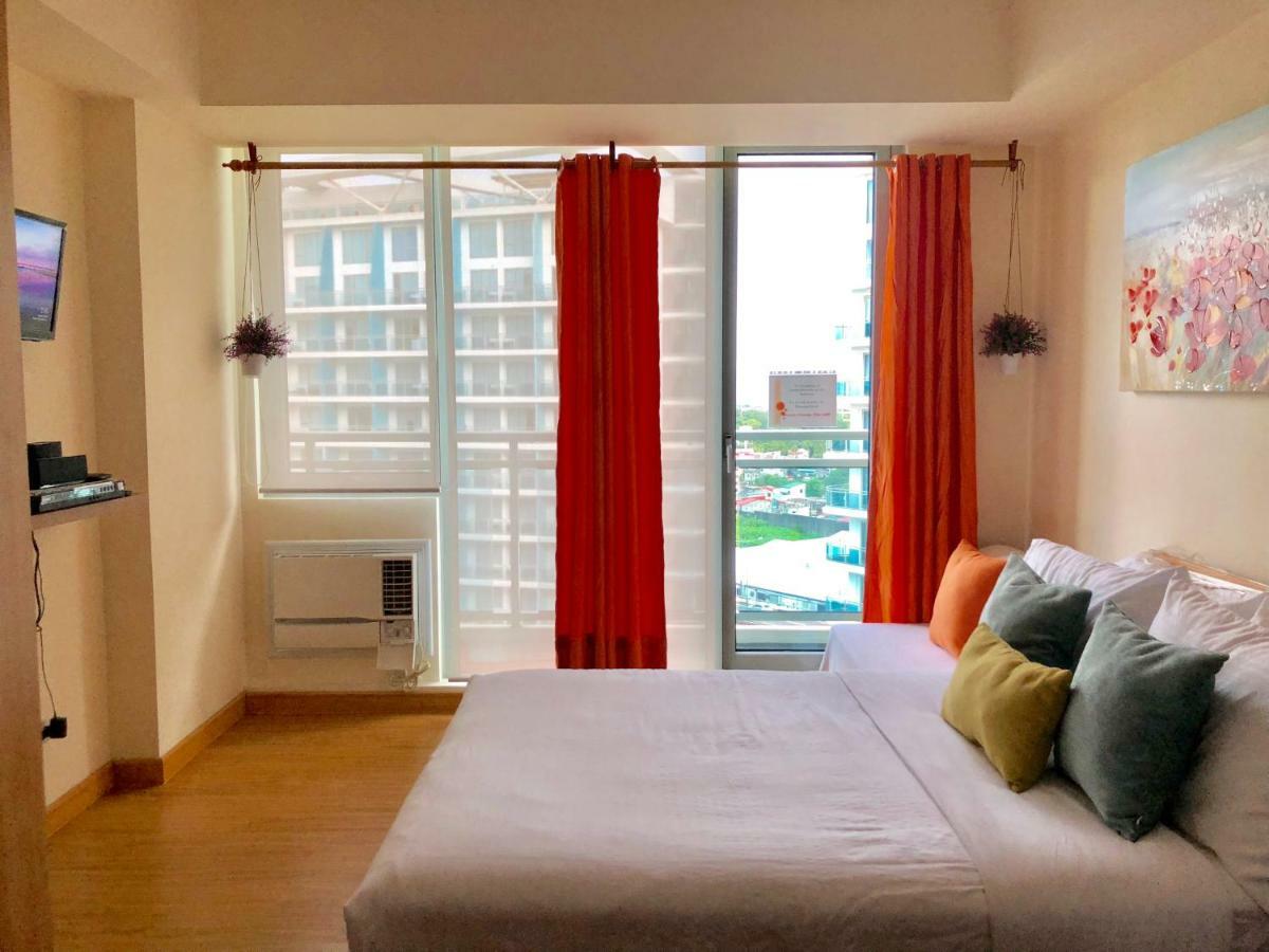 Apartment Azure Peaceful And Beachy Staycation Manila