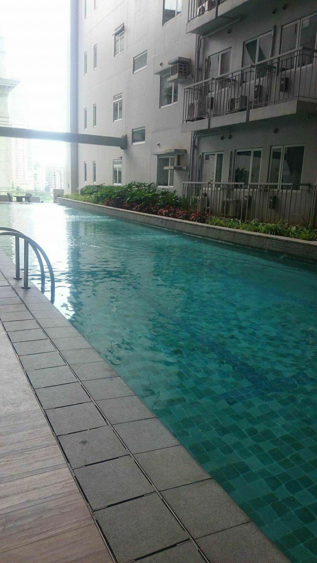 Residences *