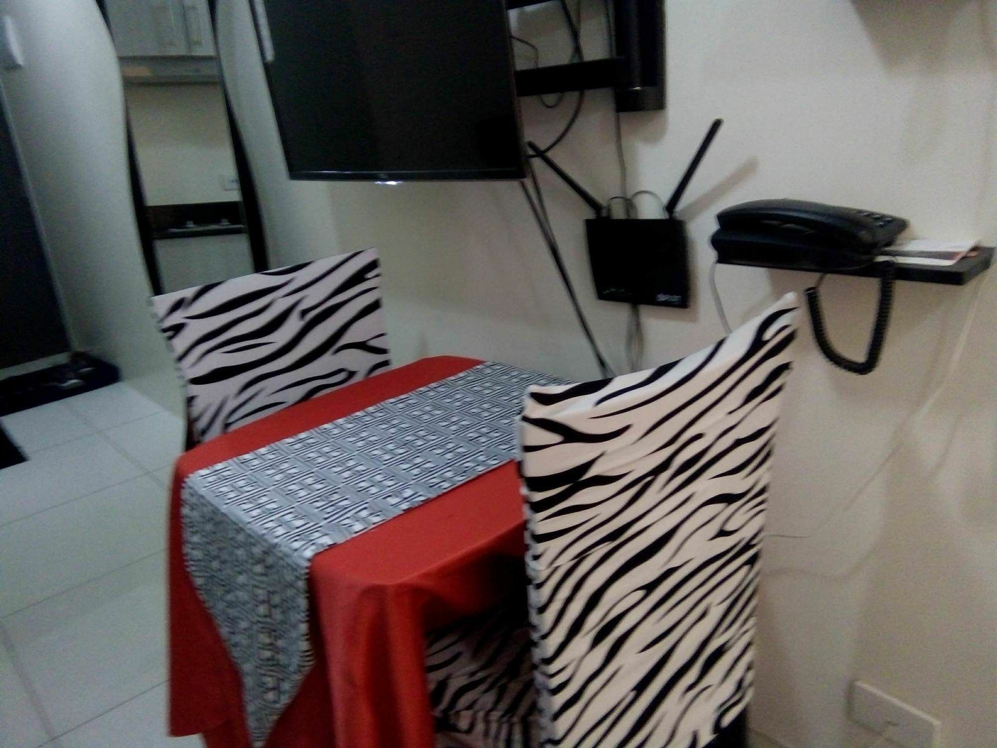 Residences *